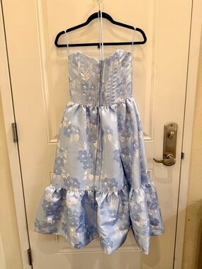 V. Chapman The Virginia Dress Chambray Blue Baroque